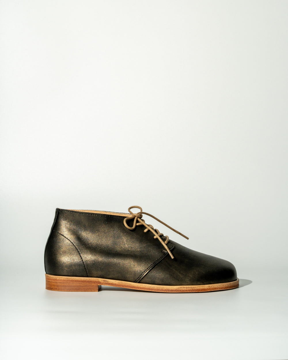 Juniper Cat Desert Boot, side view